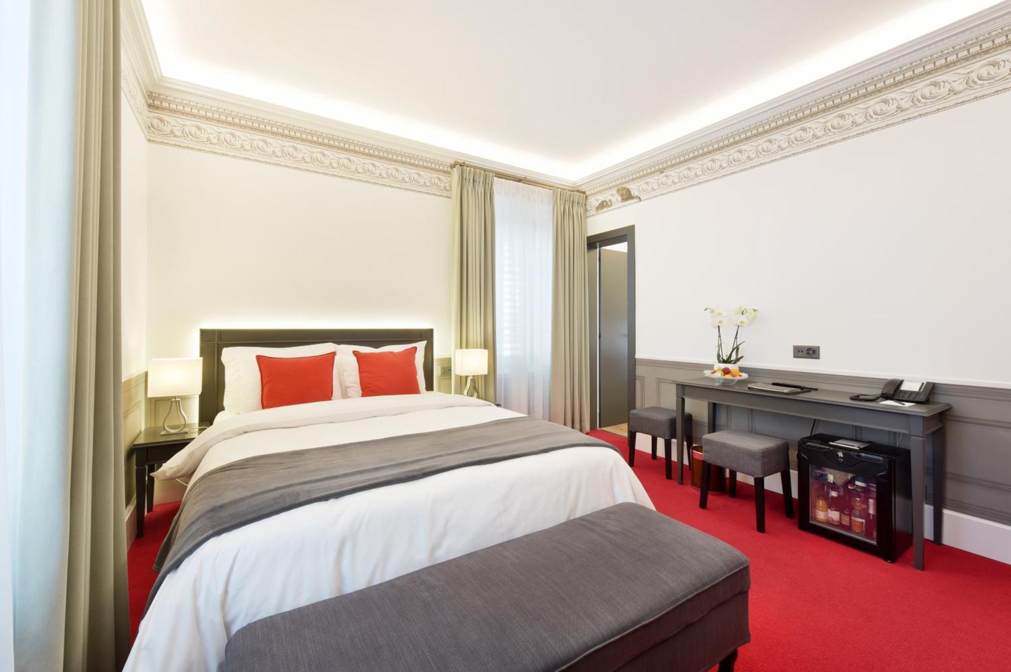 Golf Hotel Rene Capt Монтрё Номер фото