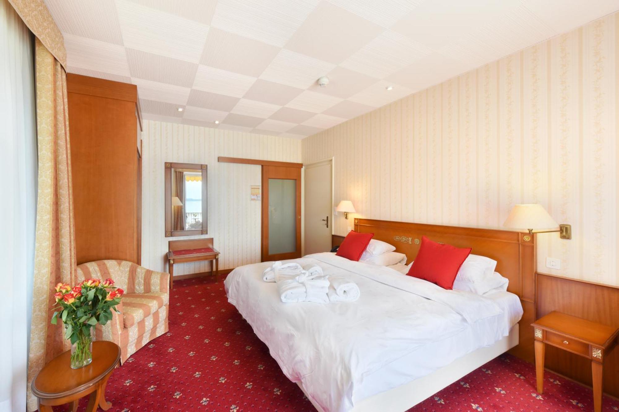 Golf Hotel Rene Capt Монтрё Номер фото